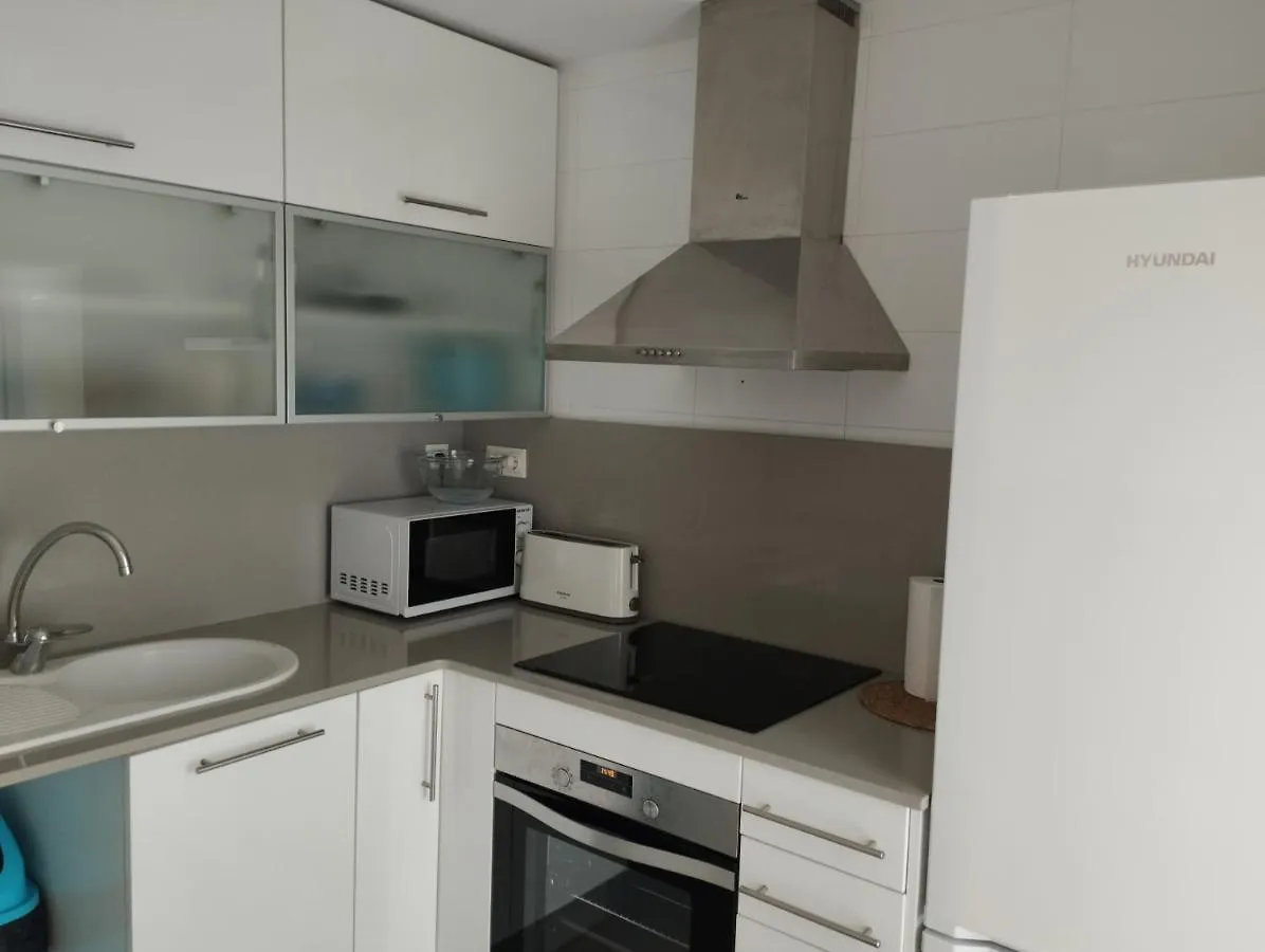 Apartamento Atico con hidromasaje, terraza y piscina Amposta 0*,