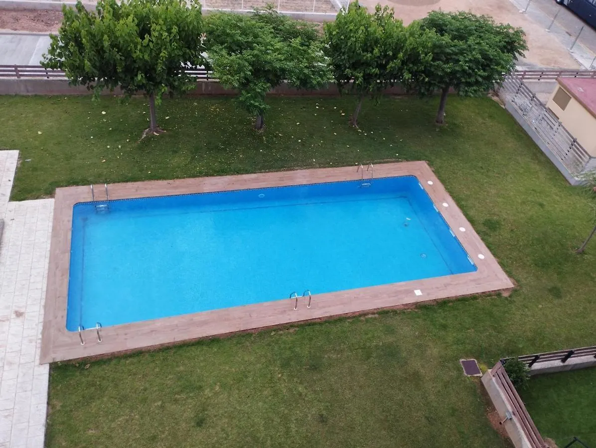 Appartamento Atico Con Hidromasaje, Terraza Y Piscina En Ebrehogar Amposta 0*,